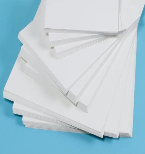 Pile de feuilles de papier blanc